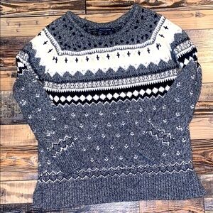 American Eagle Grey Sweater size medium